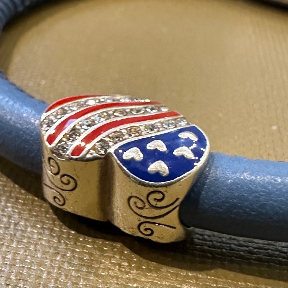 Brighton Woodstock Blue Bracelet Flag Heart Charm Patriotic USA Jewelry - Picture 2 of 6